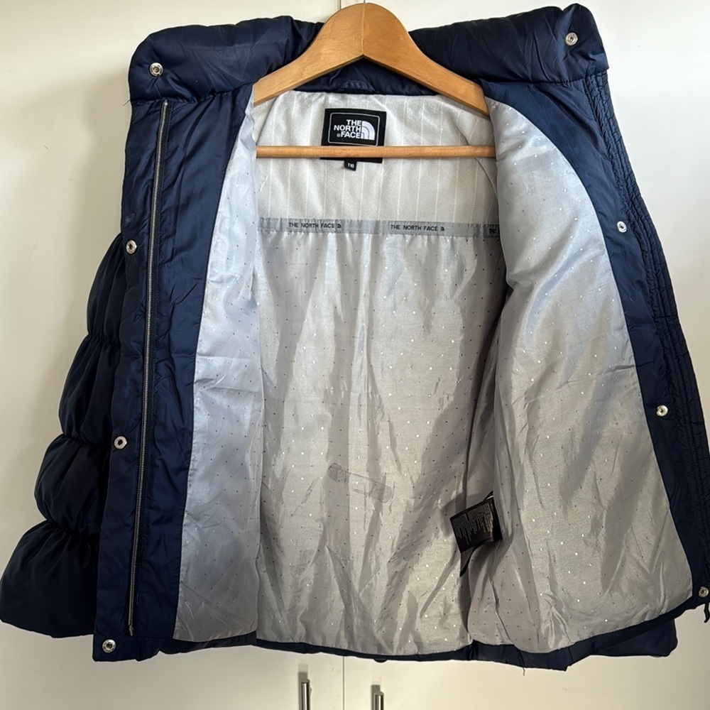 The North Face Kids Puffer Jacket - Navy Blue Size T16 Equivalent to Women Sz. M - Picture 3 of 6